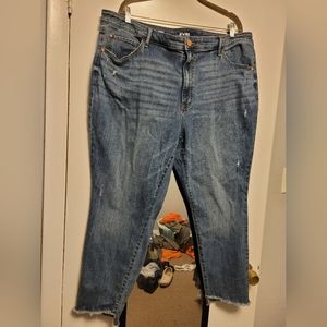 Slightly distressed Lightwash jeans